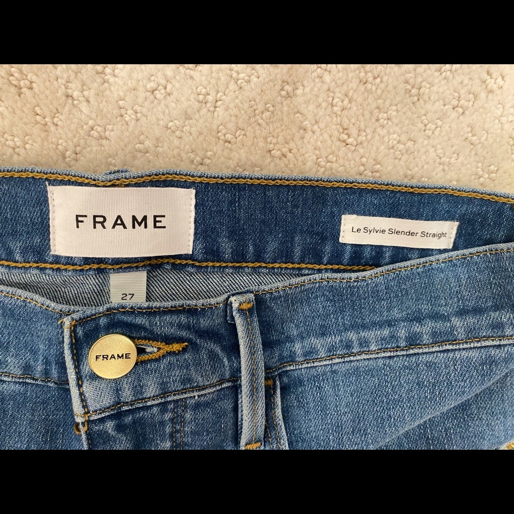 Frame Le Sylvie Slender Straight Jeans, size 27